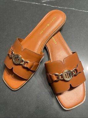 Tommy Hilfiger Brown Leather Slide Sandals with Gold Chain Logo *New without box